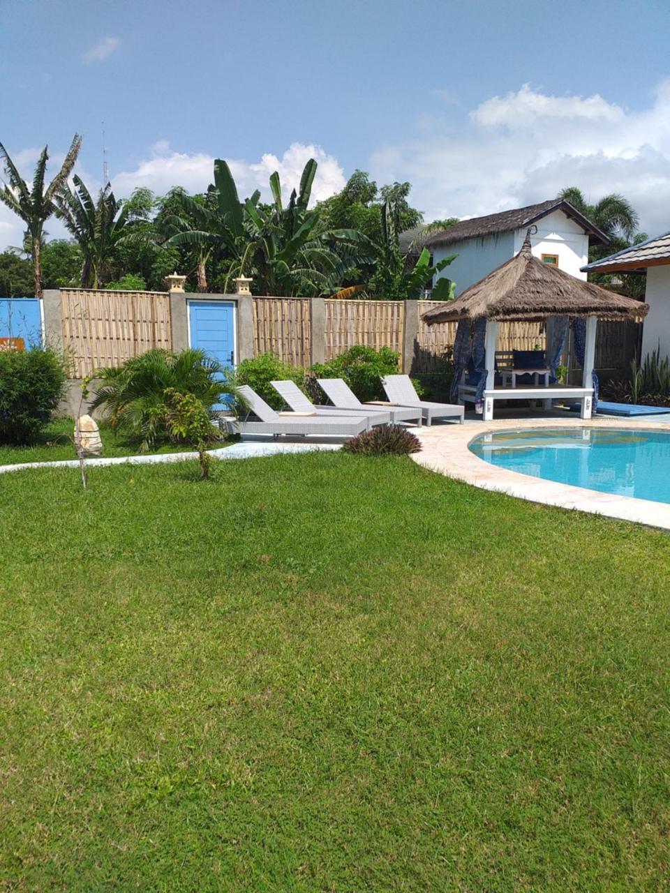Bed and Breakfast Casa Azzurra Гили-Эйр Экстерьер фото